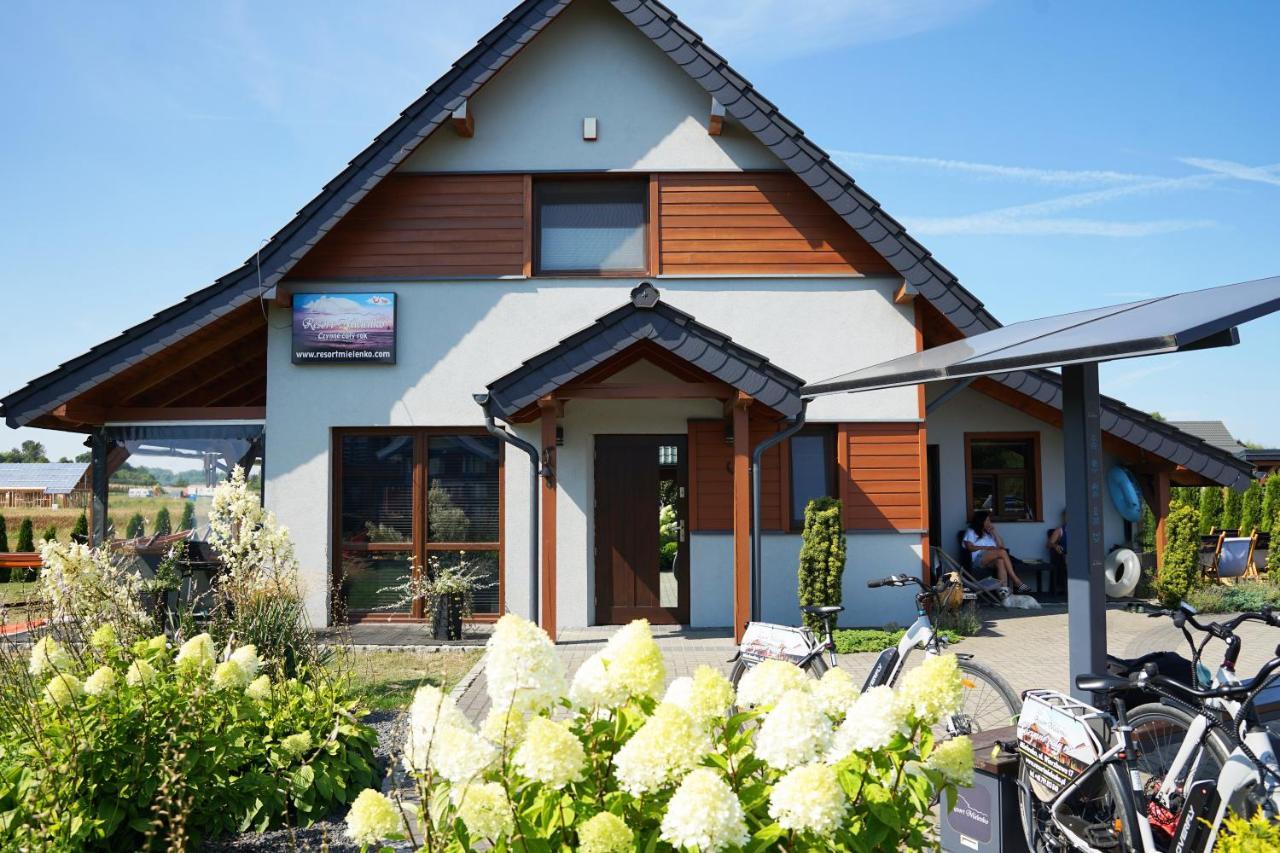 Resort Mielenko Exterior photo